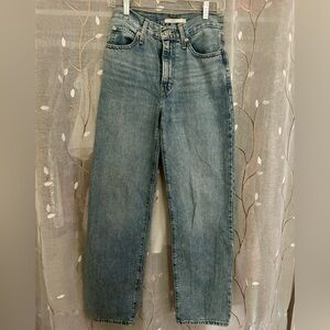Levi’s 94 Baggy Jeans